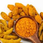 5 reasons to add a tablespoon of turmeric to your morning smoothie