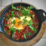 Why is a protein-rich breakfast the best way to start the day