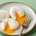 Three eggs to fight hunger