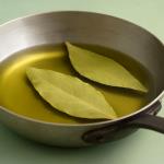 Surprising combination of bay leaf and olive oil