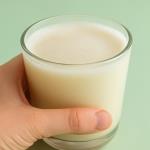 Sweet and Sour Smoothie for a Healthy Breakfast