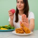 7 foods you eat every day, but should never put in your mouth