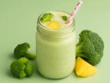 Broccoli smoothie for the summer: a vegetable with more vitamin C than orange, that restores what your body loses through sweating