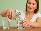 Iced water in summer: a refreshment that does more harm than good