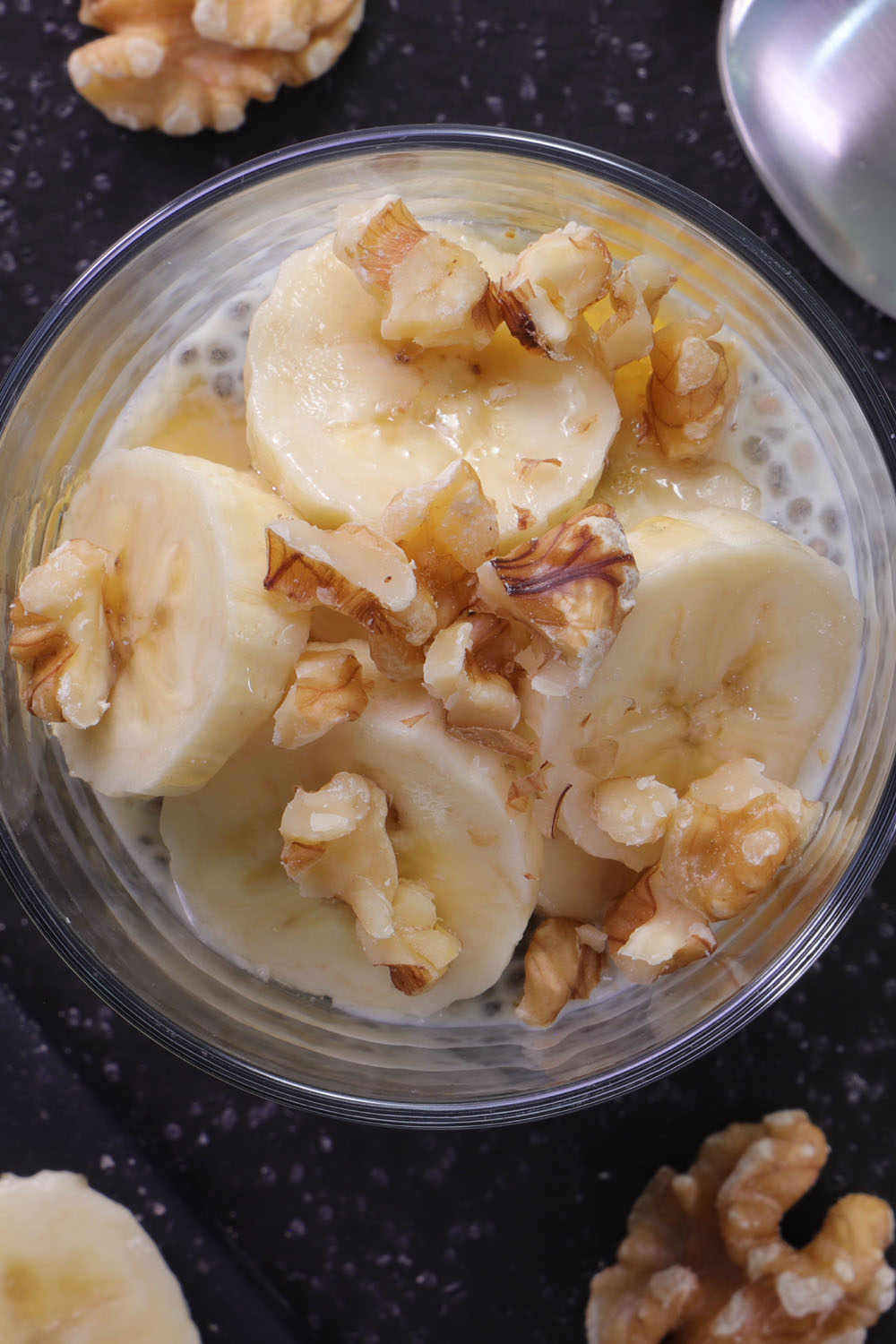 One Handful of Walnuts a Day: The Small Snack Nutritionists Keep Coming Back To
