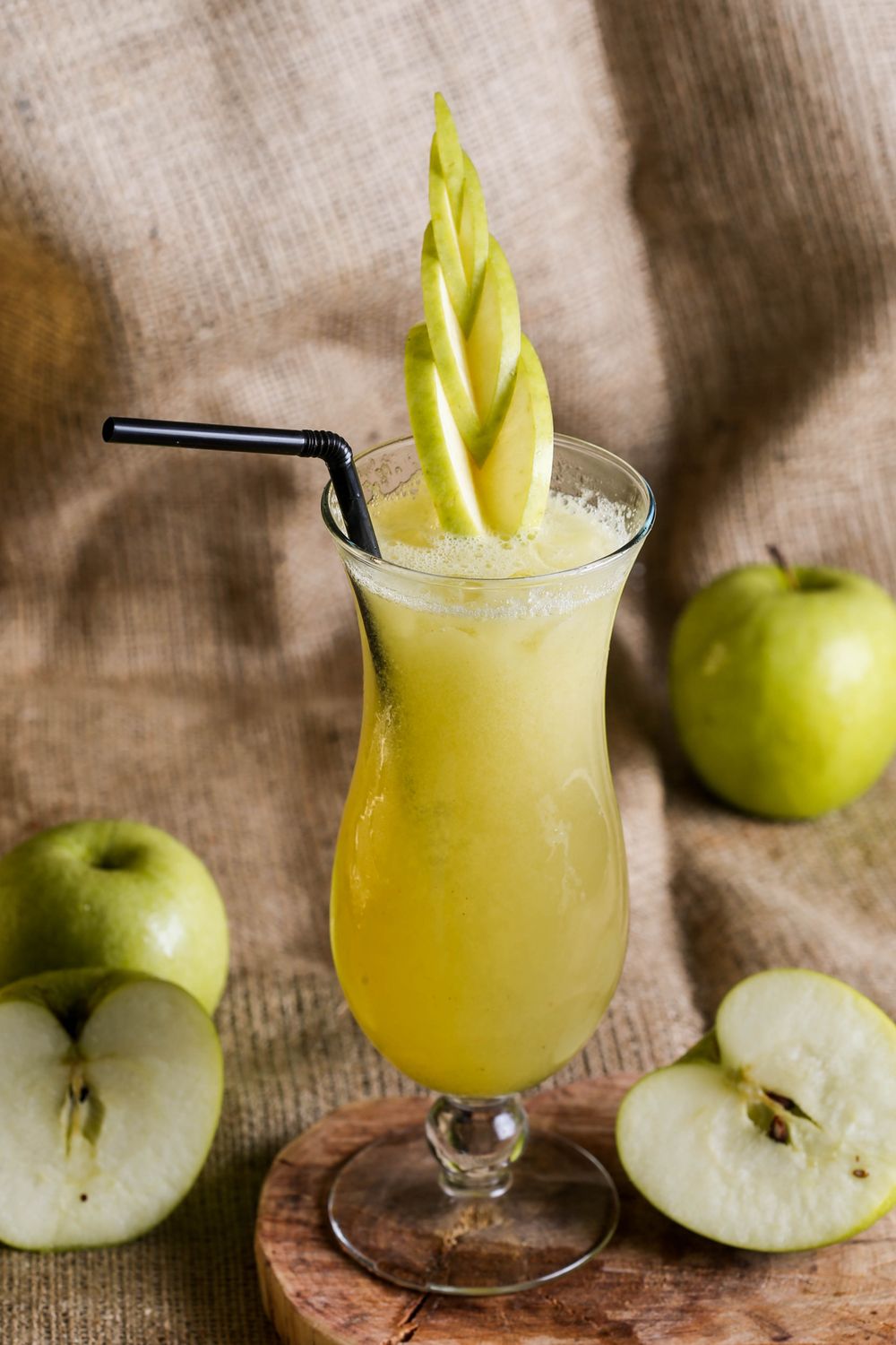 Carrot, Apple, Lemon, and a Spoonful of Horseradish: The Homemade Juice Nutritionists Compare to a Multivitamin in a Glass