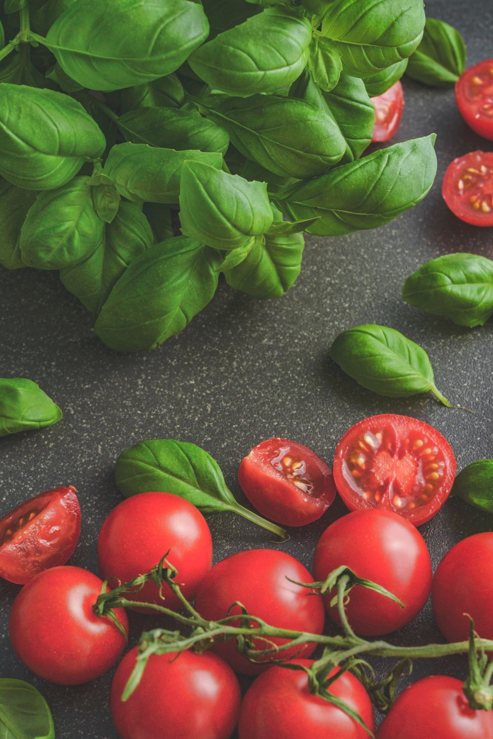 Boil the Tomato, Leave the Spinach Raw: What Heat Really Does to Your Food