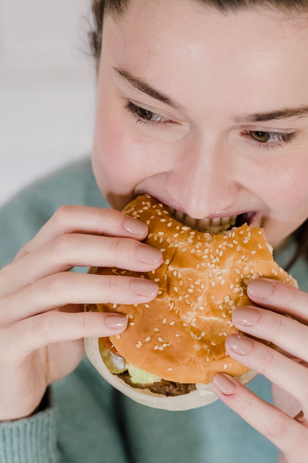 Don't Make These 10 Mistakes Right After You Eat — Your Gut Will Thank You
